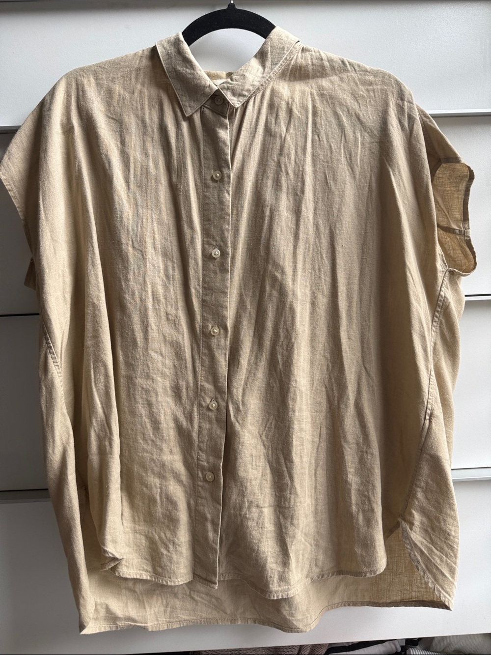 Uniqlo Oversized Button-Down Shirt in Light Beige
